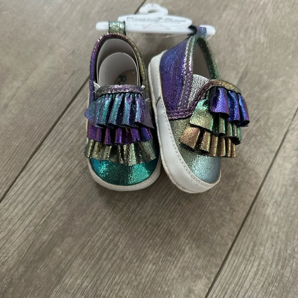 ADORABLE New Glitter rainbow peacock walker shoes baby girl 3-6m rising star